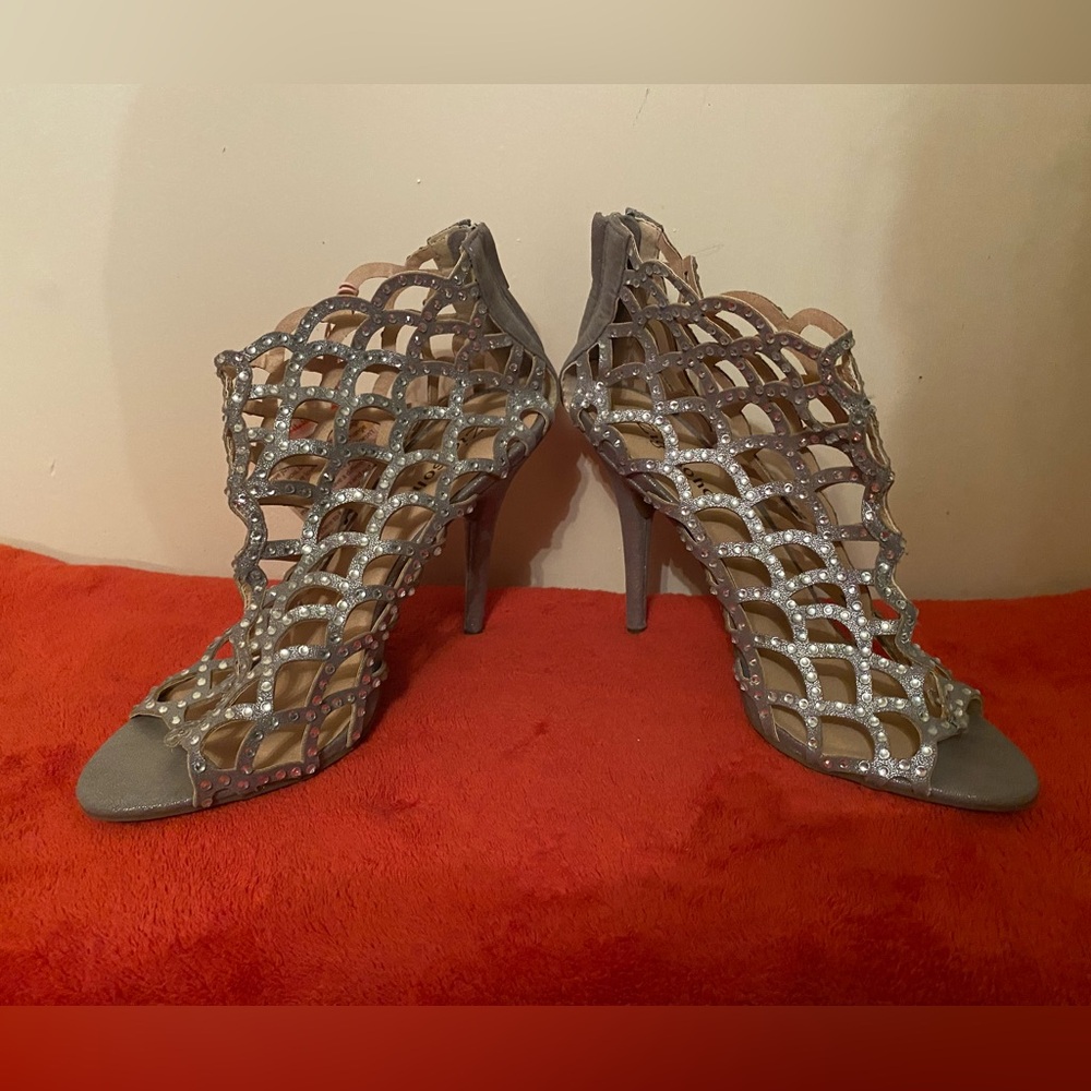 Zigi NY Silver Cage Heels w/ Rhinestone Embellishments - Picture 2 of 10